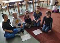 Třída III. A zavítala do blanenské knihovny