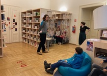 Na chvíli knihovníkem