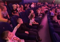 Prvňáčci v planetáriu